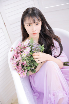 漫漫帝王路浓浓美人情