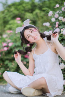 二次元动漫人物桶动漫人物游戏
